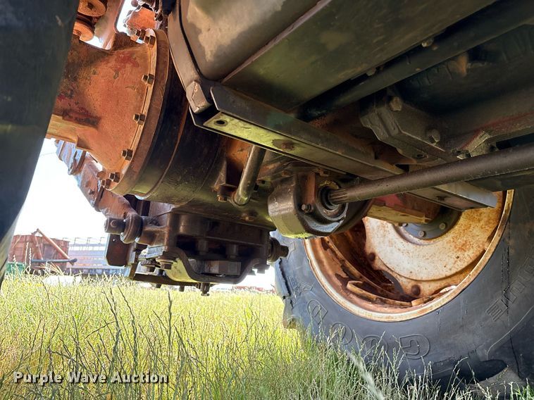 image for item EL2127 Hesston 1880DT tractor