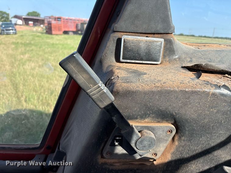 image for item EL2127 Hesston 1880DT tractor