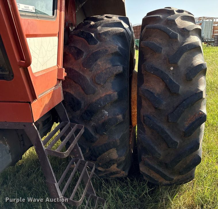 image for item EL2127 Hesston 1880DT tractor