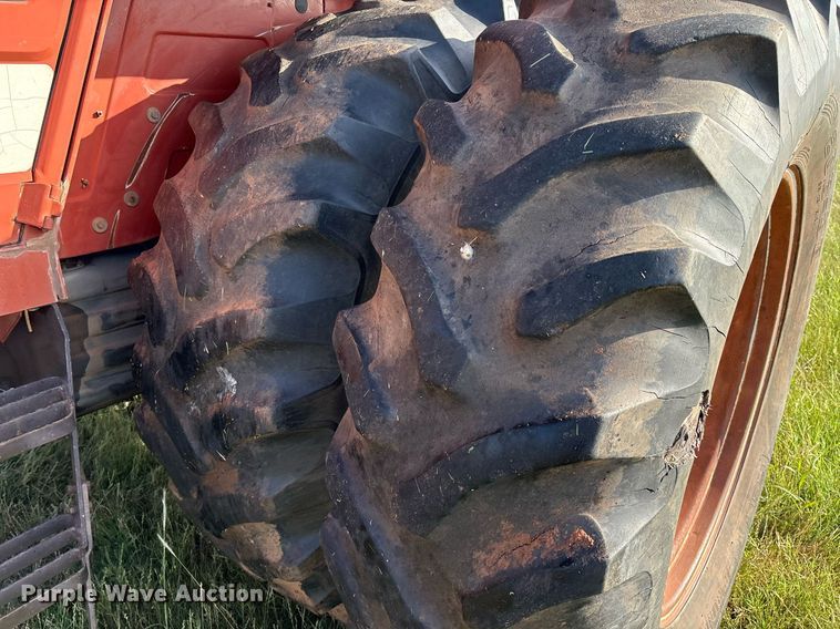 image for item EL2127 Hesston 1880DT tractor