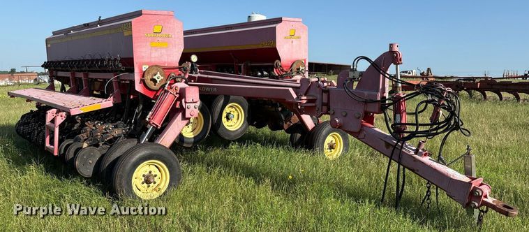 image for item EL2128 Sunflower 9421-25 grain drill