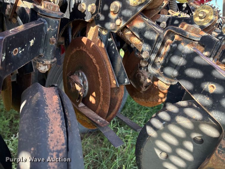 image for item EL2128 Sunflower 9421-25 grain drill