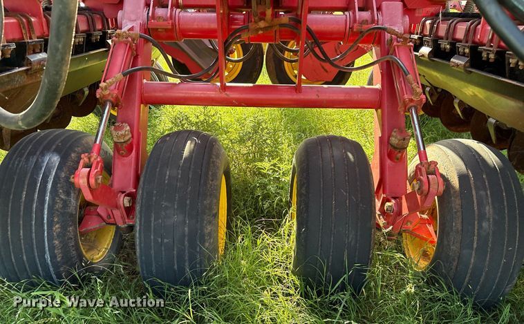 image for item EL2128 Sunflower 9421-25 grain drill