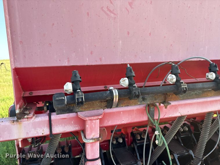 image for item EL2128 Sunflower 9421-25 grain drill