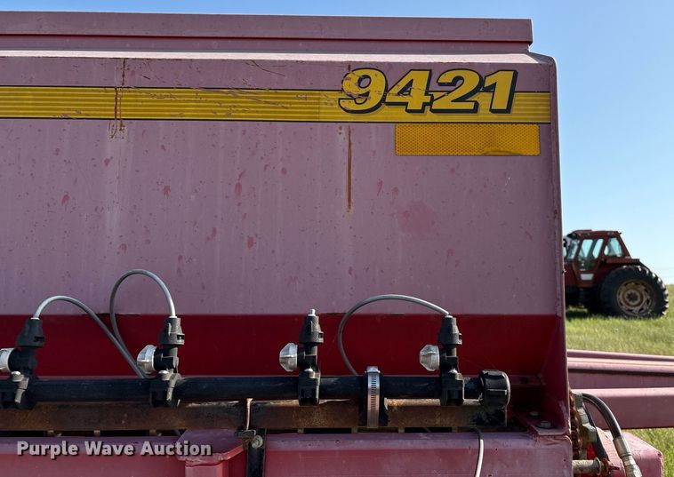 image for item EL2128 Sunflower 9421-25 grain drill