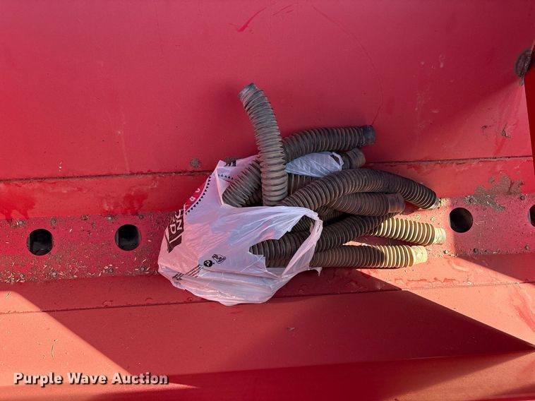 image for item EL2128 Sunflower 9421-25 grain drill