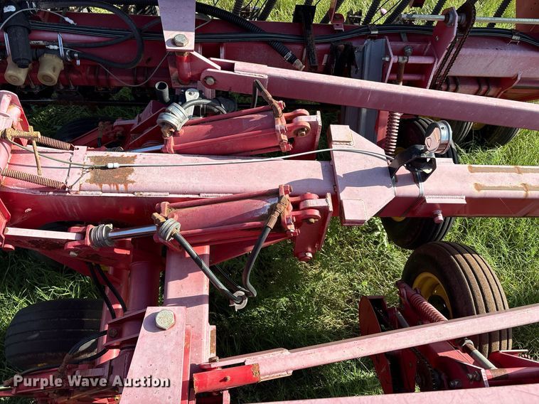 image for item EL2128 Sunflower 9421-25 grain drill