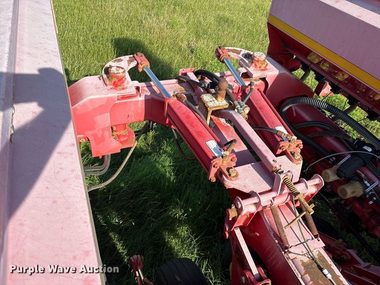 image for item EL2128 Sunflower 9421-25 grain drill