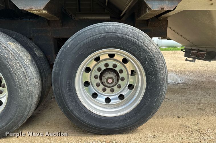 image for item EM2091 2016 Timpte Super Hopper grain trailer