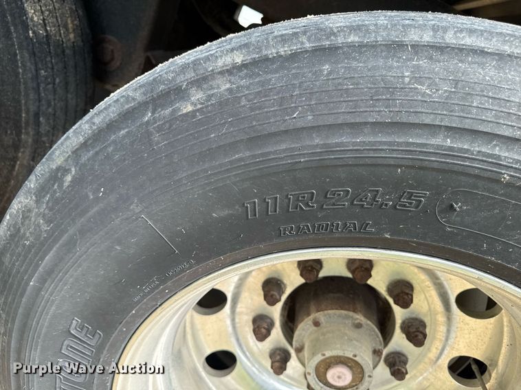 image for item EM2091 2016 Timpte Super Hopper grain trailer