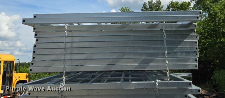 image for item EN3880 (10) galvanized livestock panels