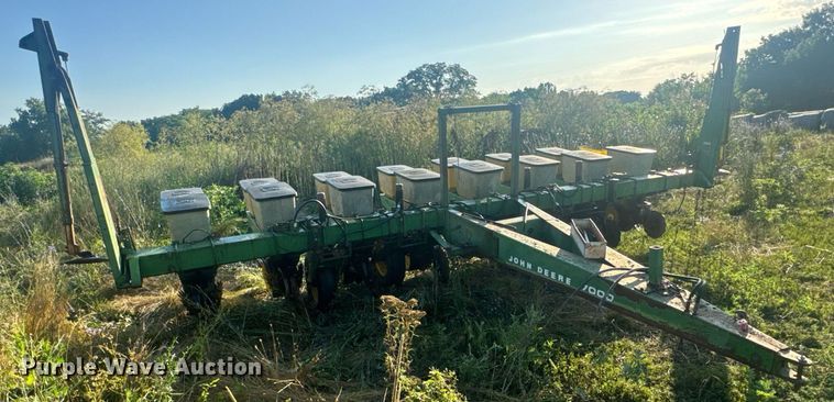 image for item EN4612 John Deere 7000 planter