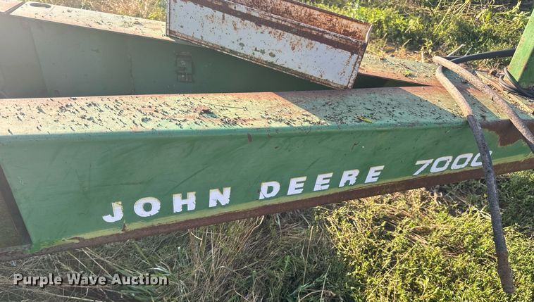 image for item EN4612 John Deere 7000 planter