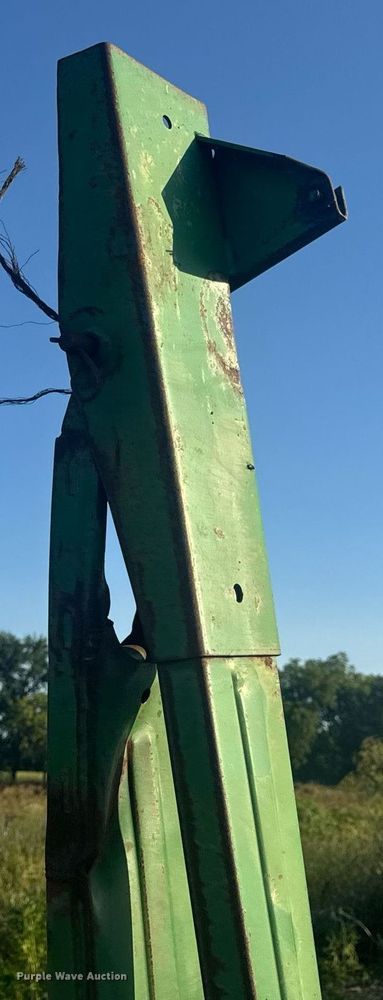 image for item EN4612 John Deere 7000 planter