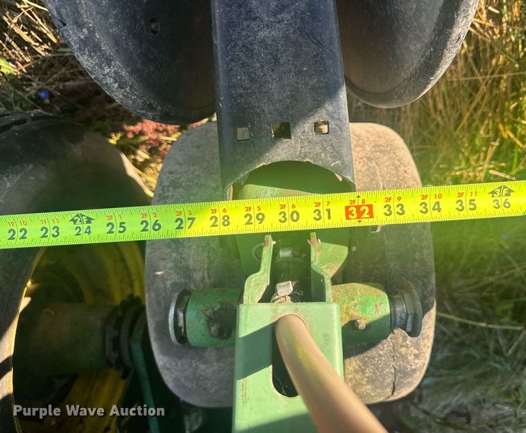 image for item EN4612 John Deere 7000 planter