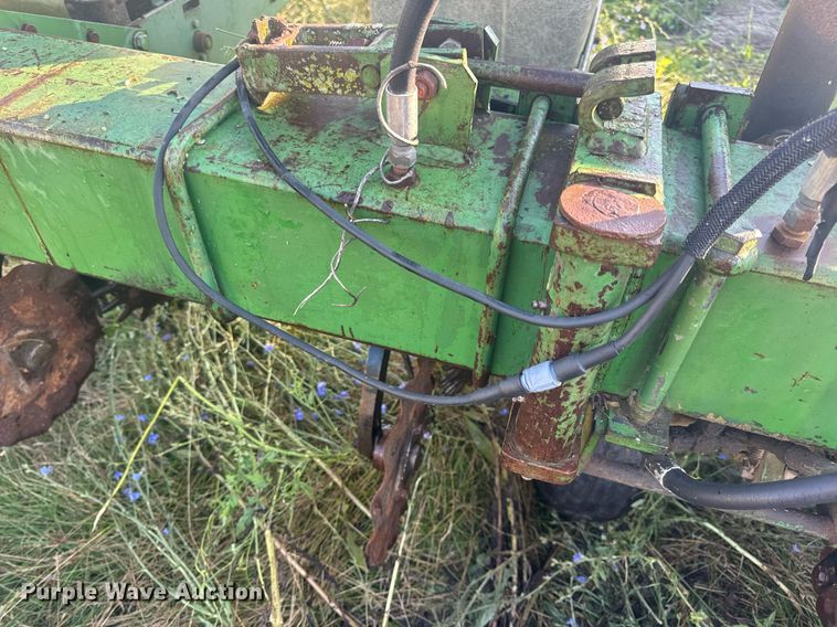 image for item EN4612 John Deere 7000 planter