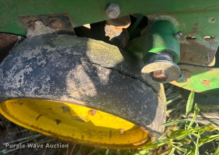 image for item EN4612 John Deere 7000 planter