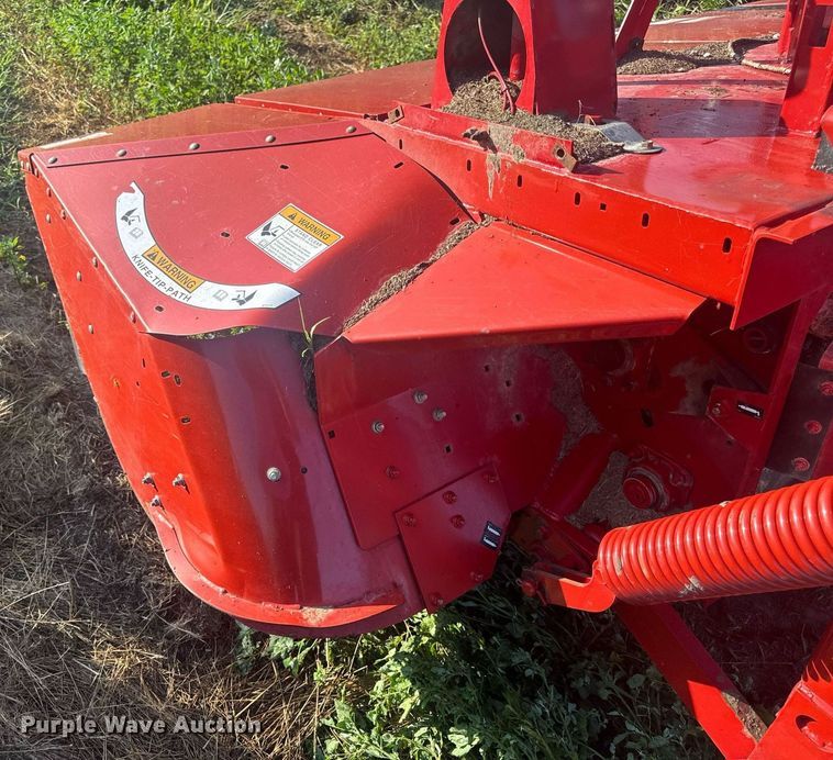 image for item EN4613 New Holland H7450/550 SWT swather / windrower