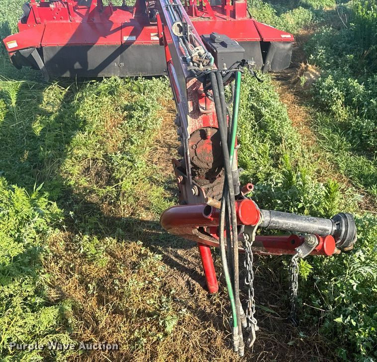 image for item EN4613 New Holland H7450/550 SWT swather / windrower