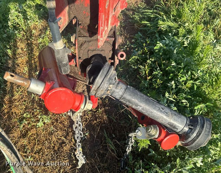 image for item EN4613 New Holland H7450/550 SWT swather / windrower