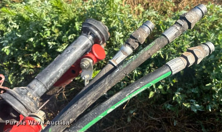 image for item EN4613 New Holland H7450/550 SWT swather / windrower