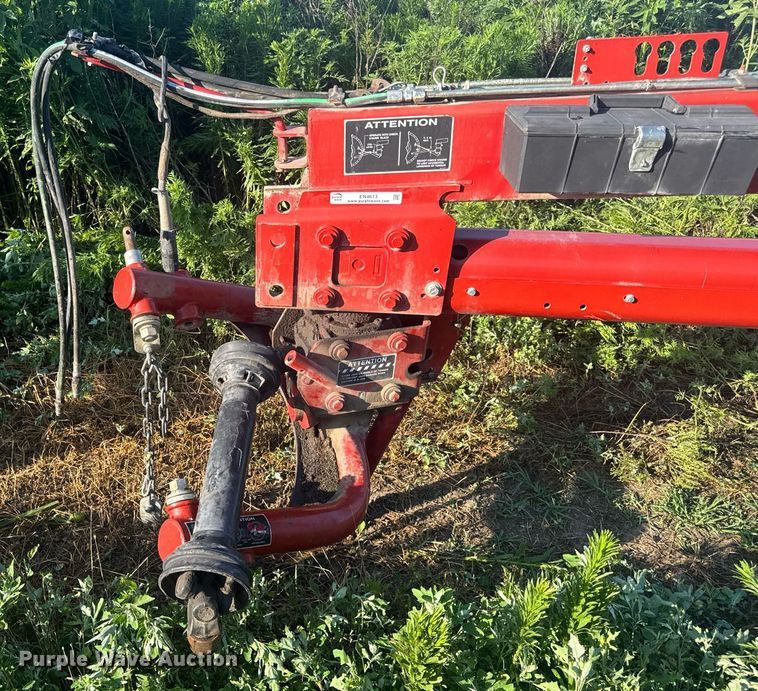 image for item EN4613 New Holland H7450/550 SWT swather / windrower