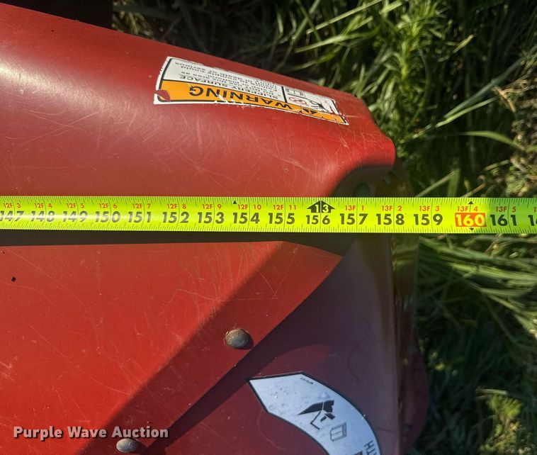 image for item EN4613 New Holland H7450/550 SWT swather / windrower