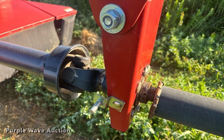 image for item EN4613 New Holland H7450/550 SWT swather / windrower