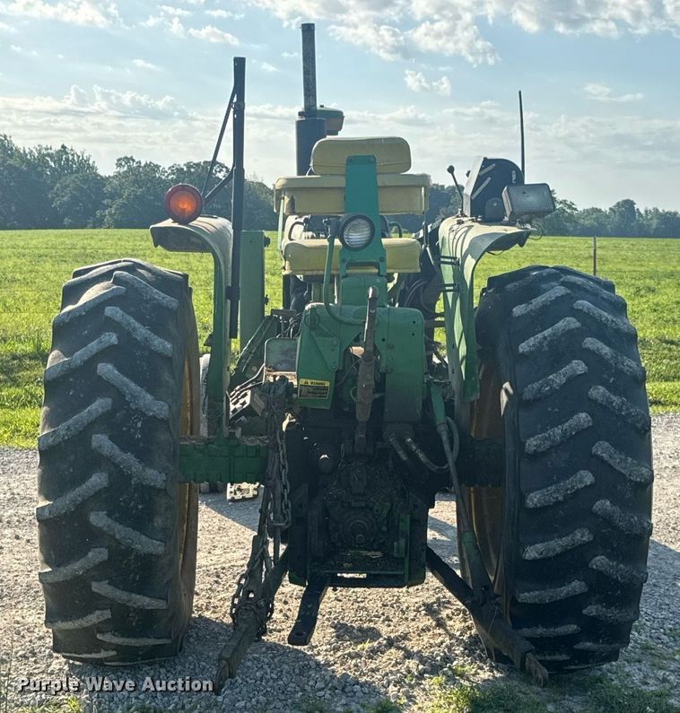 image for item EN4614 1967 John Deere 4020 tractor