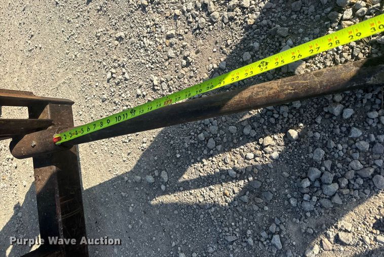 image for item EN4614 1967 John Deere 4020 tractor