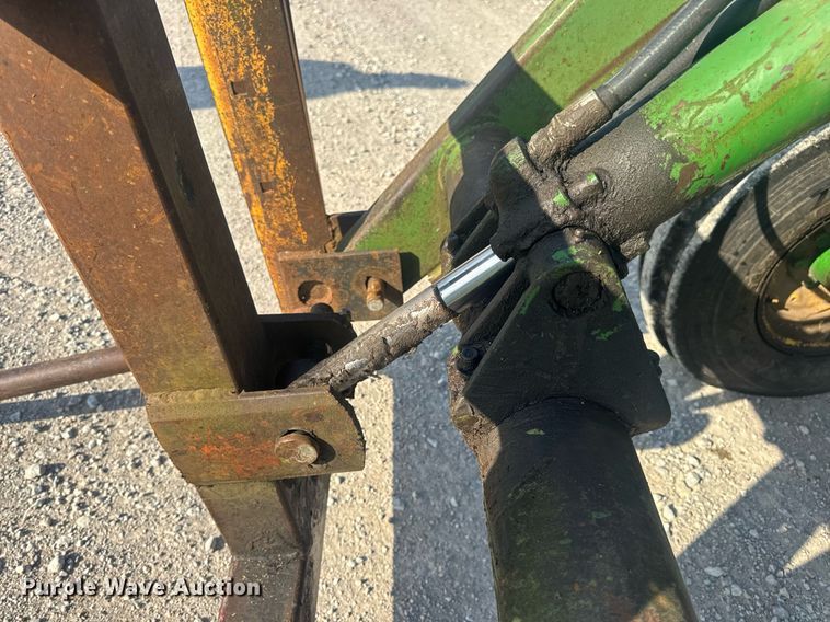 image for item EN4614 1967 John Deere 4020 tractor