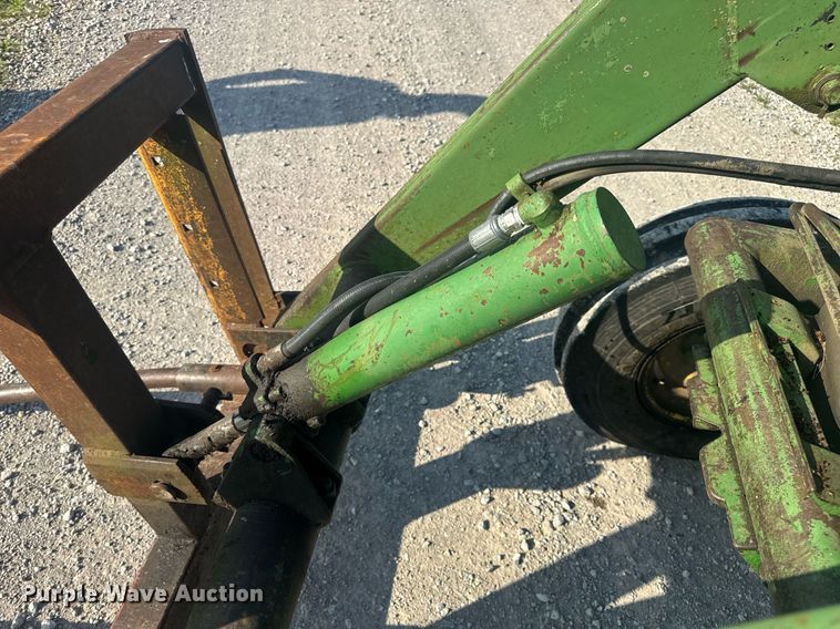 image for item EN4614 1967 John Deere 4020 tractor