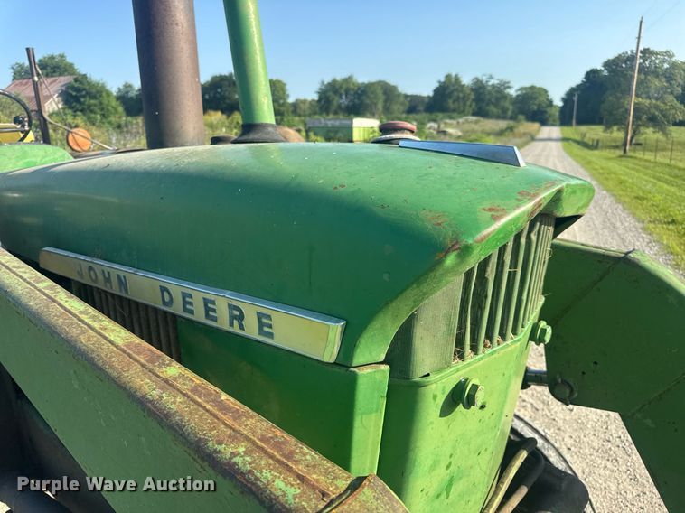 image for item EN4614 1967 John Deere 4020 tractor