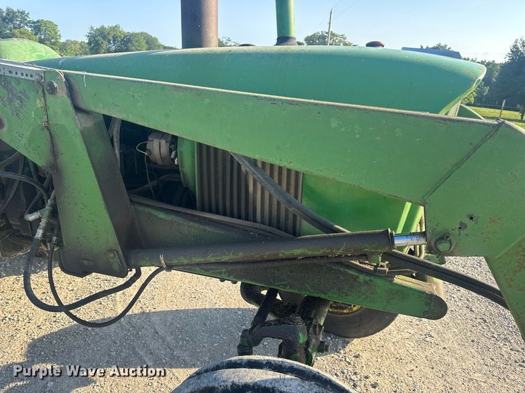 image for item EN4614 1967 John Deere 4020 tractor