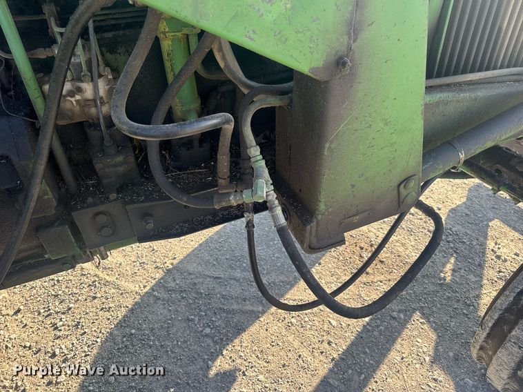 image for item EN4614 1967 John Deere 4020 tractor