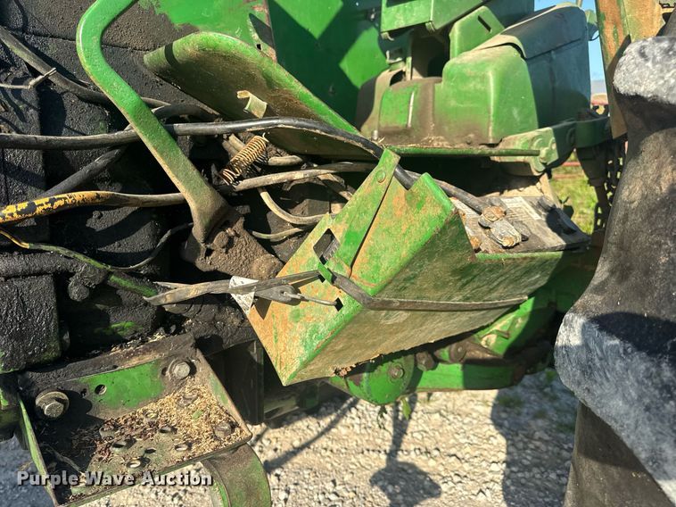image for item EN4614 1967 John Deere 4020 tractor