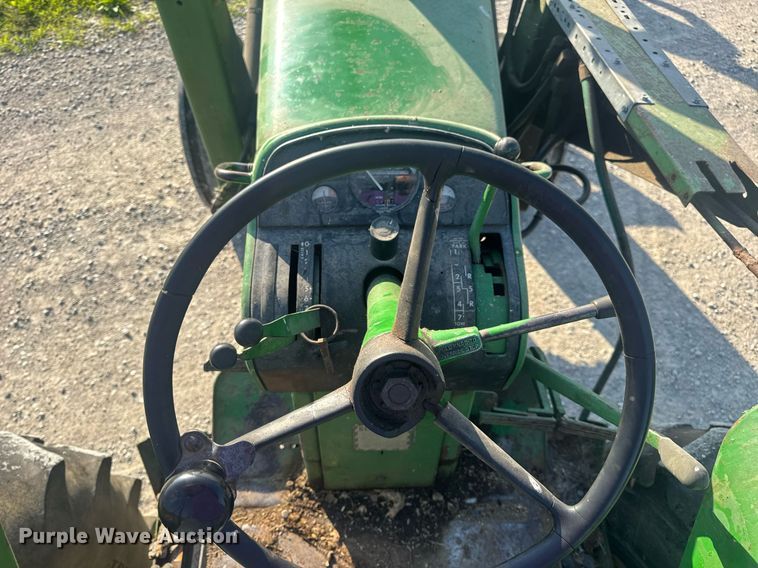 image for item EN4614 1967 John Deere 4020 tractor