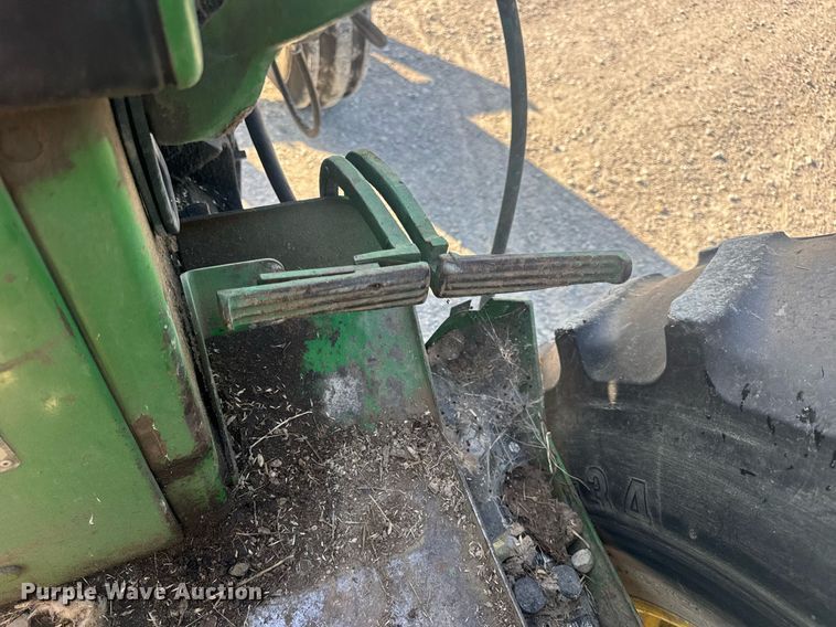 image for item EN4614 1967 John Deere 4020 tractor