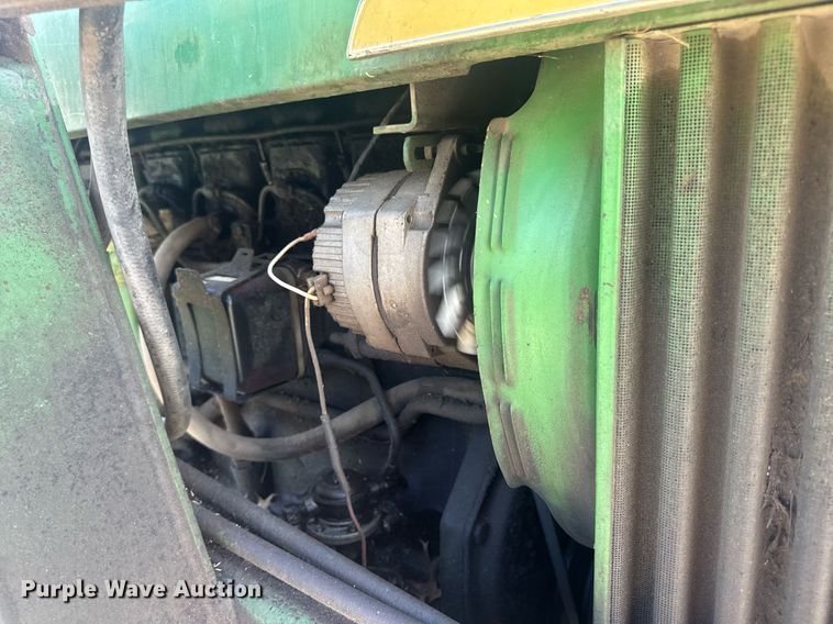 image for item EN4614 1967 John Deere 4020 tractor