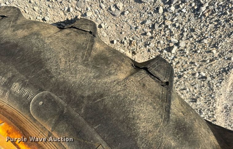 image for item EN4614 1967 John Deere 4020 tractor