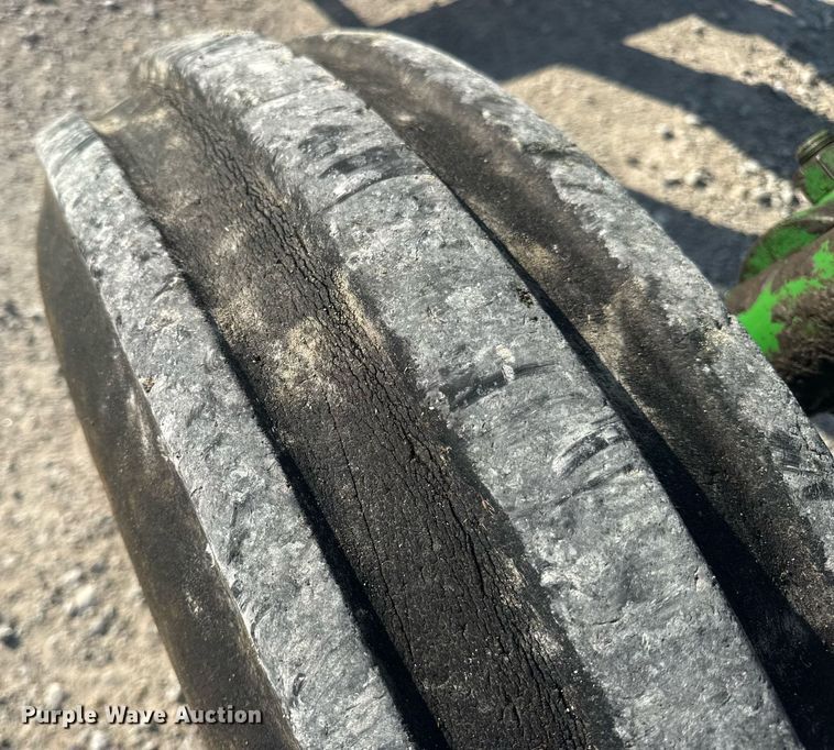 image for item EN4614 1967 John Deere 4020 tractor