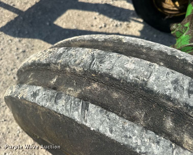 image for item EN4614 1967 John Deere 4020 tractor