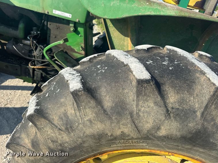 image for item EN4614 1967 John Deere 4020 tractor