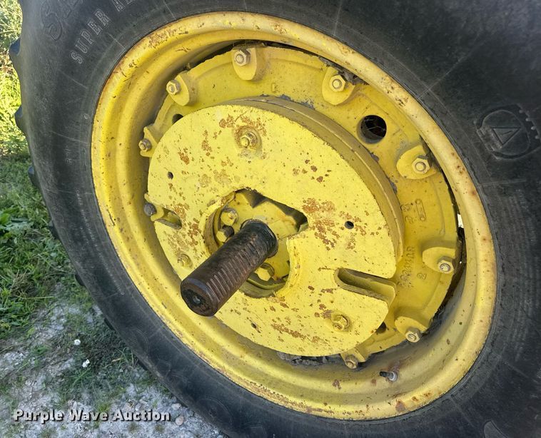 image for item EN4614 1967 John Deere 4020 tractor