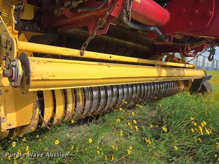 image for item EN8192 2018 New Holland 560RB round baler