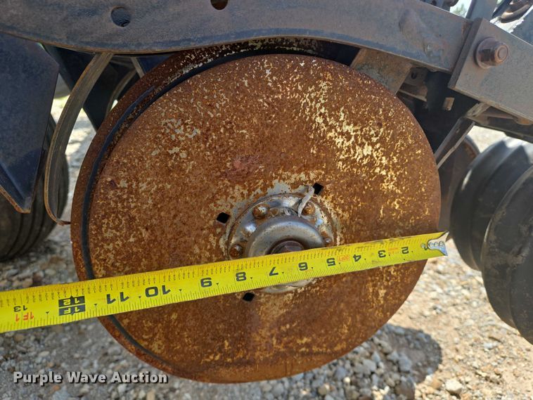 image for item EN8200 Great Plains 2SF24 grain drill