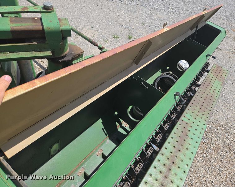image for item EN8200 Great Plains 2SF24 grain drill
