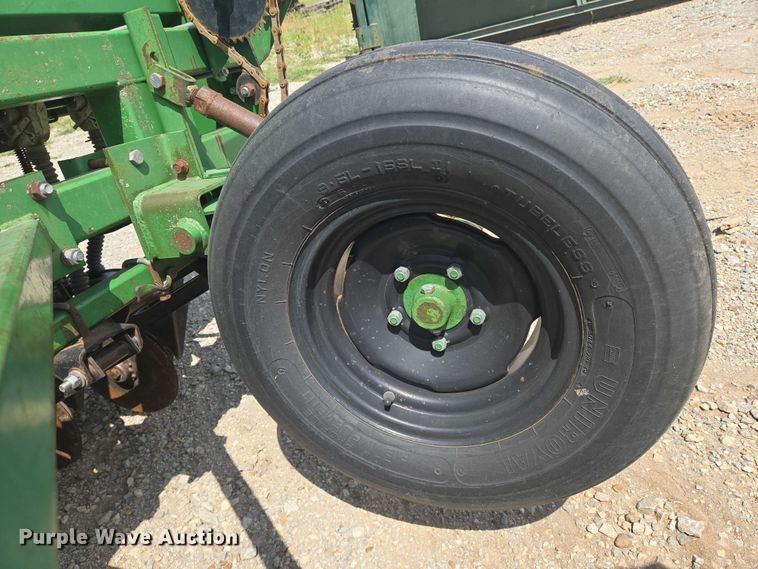 image for item EN8200 Great Plains 2SF24 grain drill