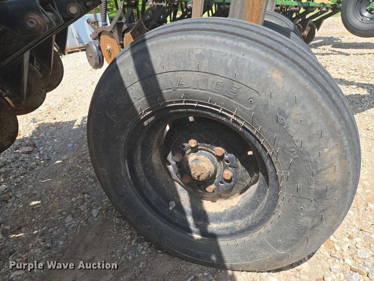 image for item EN8200 Great Plains 2SF24 grain drill