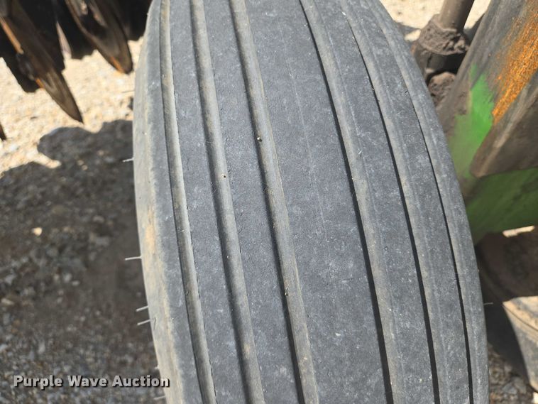 image for item EN8200 Great Plains 2SF24 grain drill